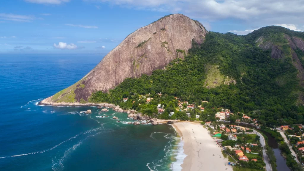 Imóveis à venda em Itaipuaçu